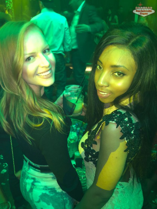 vegas-party-girls