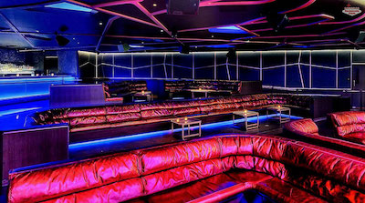 3rd and 4th Row Tables (8 Guests)