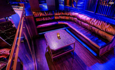 Mezzanine Side (12 Guests) 