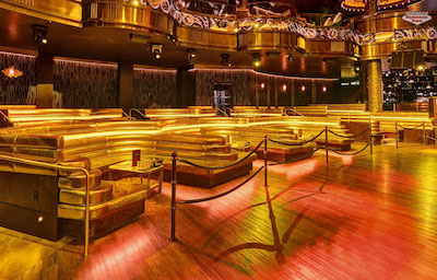 Dance Floor Tables (15 Guests)