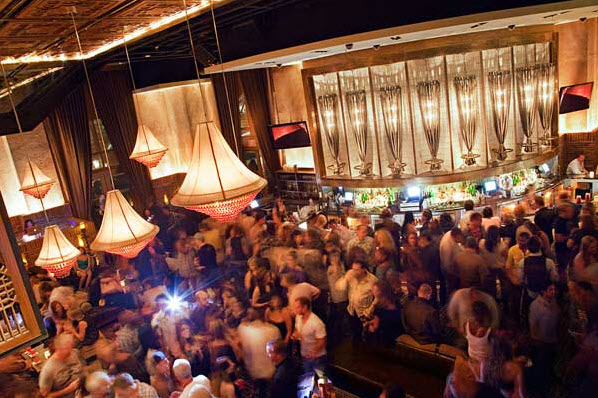 lavo nightclub center room