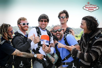 bachelor-party-skydive
