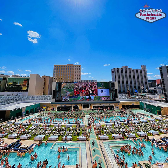 las-vegas-pool-club