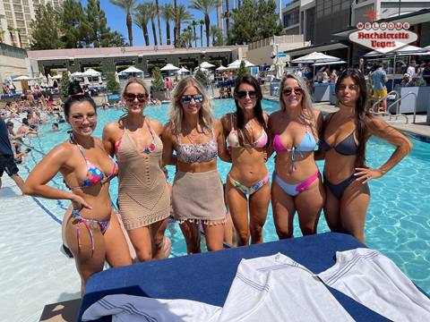 wet-republic-day-bed-crew