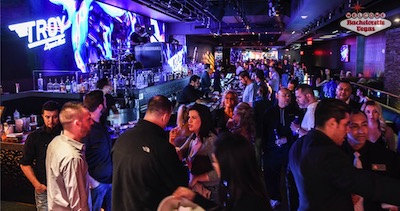 troy-llquor-bar-golden-nugget