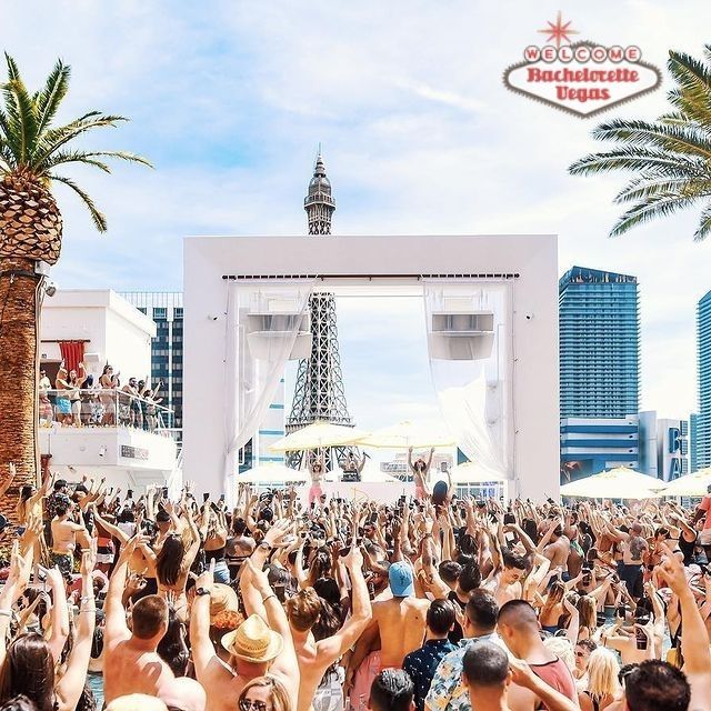 drais beach dance floor