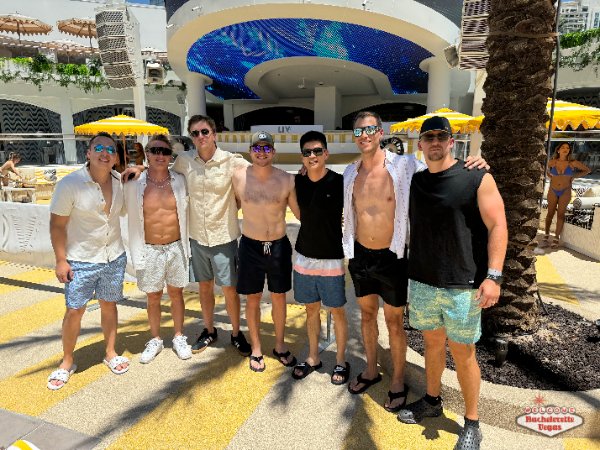 liv-beach-party-crew