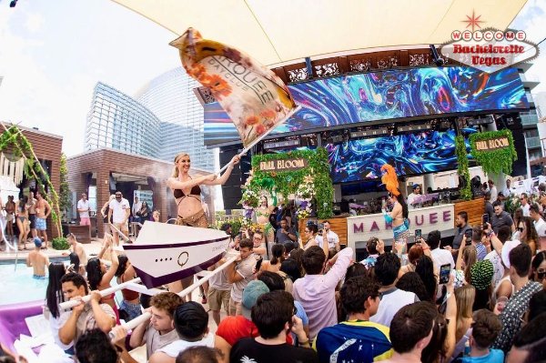 vegas-daytime-destination